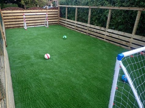 Backyard Volleyball, Steep Gardens, Artificial Grass Backyard, Boys Garden, Turf Backyard, Basketball Court Backyard, Backyard Sports, Artificial Grass Wall, Artificial Grass Installation