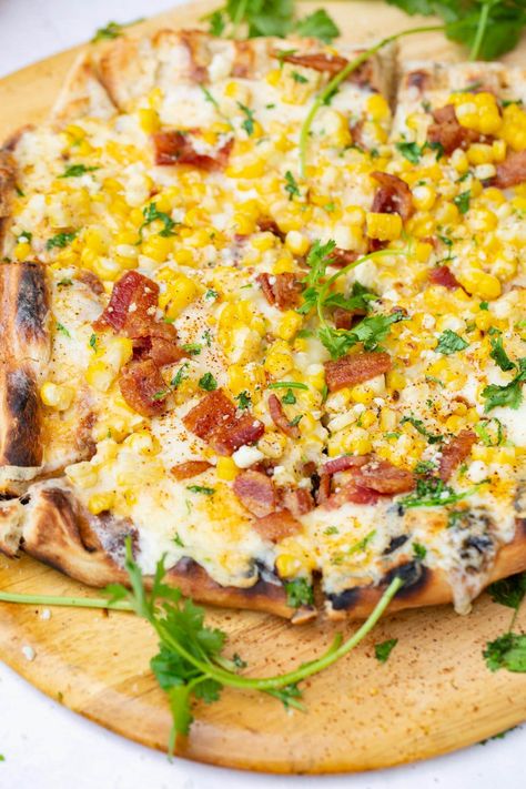 Sweet Corn Pizza, How To Grill Pizza, Corn Pizza, Corn Elote, Corn Grilled, Cooking With Kids Easy, Scrabble Word, Grill Pizza, Creative Dinner