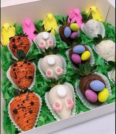 Chocolate Covered Strawberry Easter Eggs, Easter Bakery Treats, Strawberry Easter Cupcakes, Easter Treat Ideas Desserts, Baked Goods Small Business, Easter Fruit Bouquet, Easter Edible Arrangements, Easter Covered Strawberries, Chocolate Covered Easter Treats