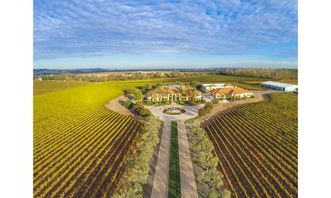 An aerial view of a picturesque Tuscan estate, which also has a 100-car garage, fully equipped diner, and skeet-shooting range. Nappa Valley, Fairfield California, Tour Pictures, Valley Road, Outdoor Gardens Design, Mansions Luxury, Indoor Swimming, Indoor Swimming Pools, Tuscan Style