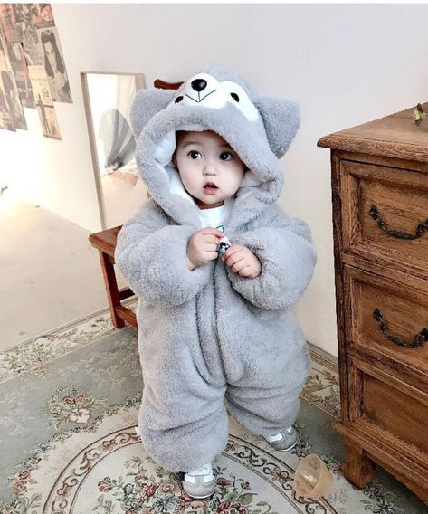 Future Photography, Teddy Bear Hoodie, Gucci Baby, Animal Slippers, Toddler Romper, Bear Hoodie, Foto Baby, Baby Pajamas