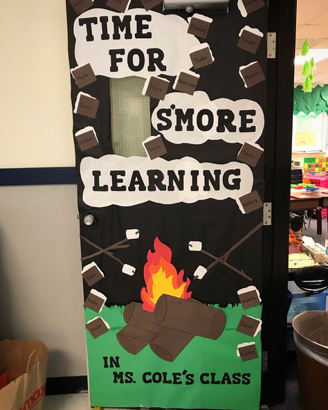 Classroom Door Decorating, Camping Classroom, Camping Theme Classroom, School Door Decorations, Preschool Bulletin, Teacher Doors, School Doors, Back To School Bulletin Boards, Door Decorations Classroom