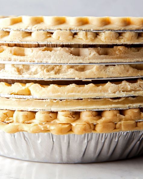 The Best Store-Bought Pie Crust You Can Buy in the Freezer Aisle: A Taste Test | Epicurious Making Pie Crust, Pie Crust From Scratch, Store Bought Pie Crust, Frozen Pie Crust, Desserts Thanksgiving, Butter Crust, Thanksgiving Foods, Baked Pie Crust, Perfect Pie Crust