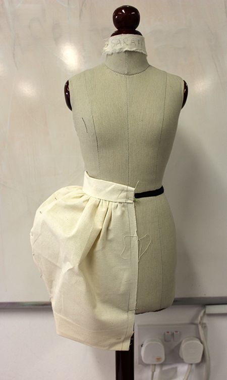 Peg Top Skirt, Peg Skirt, Back View, Front View, Skirt Fashion, Leather Backpack, Fashion Inspo, Couture, Skirt