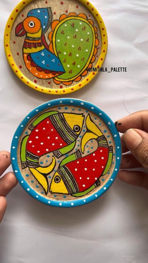 Art Painting Diy, Coaster Art, Diy Wall Art Decor, Madhubani Art, Indian Folk Art, Madhubani Painting, Handmade Wall Art, Indian Art Paintings, Art N Craft