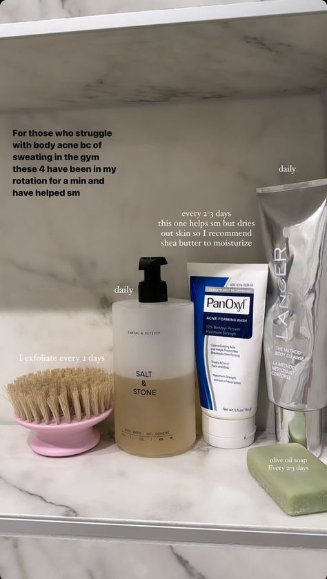 Minimalist Hygiene, Skin Advice, Mode Zara, Shower Skin Care, Healthy Skin Tips, Pretty Skin Care, Pretty Skin, Body Care Routine, Skin Care Remedies