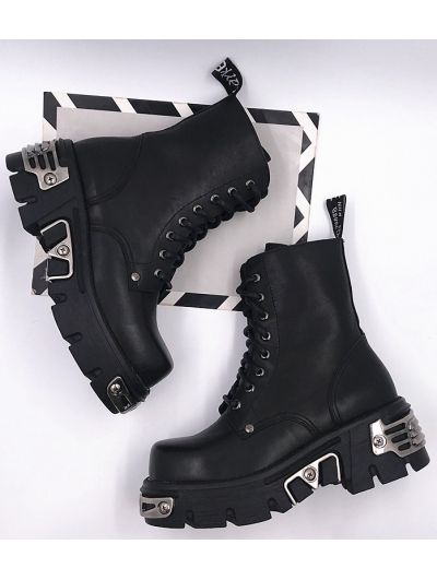 Gothic Boots Women, Gothic Shoes Boots, Casual Shoes Women Sneakers, Platform Combat Boots, Gothic Shoes, Punk Boots, Shoes Heels Classy, Shoes Outfit Fashion, Fancy Shoes