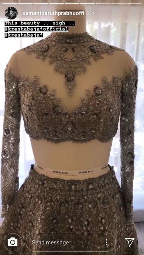 Blouses Pattern, Pearl Blouse, Desi Fits, Lehenga Design, Lehenga Choli Wedding, Suit Ideas, Blouse Design Images, Sana Safinaz, Unique Blouse