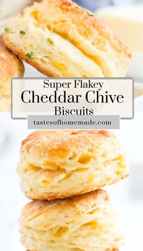 Biscuits No Buttermilk, Cheddar Chive Biscuits, Chive Biscuits, Homemade Soups, Scones Recipe Easy, Cheddar Biscuits, Biscuit Bread, Biscuit Rolls, Cheese Biscuits