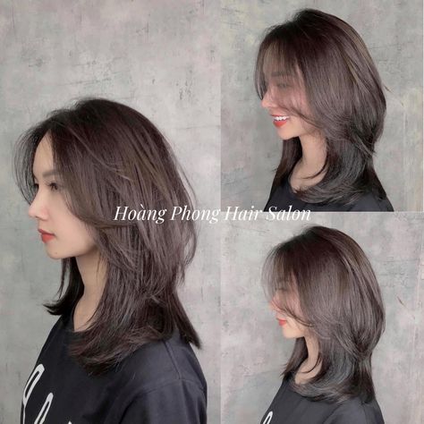 Layer Haircut Pendek, Short Oval Layered Haircut, Layer Hair Korean, Korean Medium Haircut, Layered Hair Korean, Short Hair Layered Cut, Shaggy Layer, Medium Haircut Korean, Small Face Hairstyles