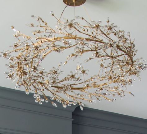 Tree Branch Chandelier Diy, Nature Inspired Chandelier, Cozy Chandelier, Old Money Interior Design, Old Money Interior, Make Your Home Look Expensive, Chandelier Home, Design Hacks, Beachy Room