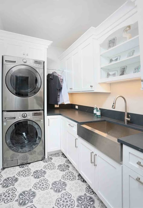 2nd Floor Laundry Room, Laundry Room/mudroom, House Laundry Room, Dream Laundry Room, Mudroom Laundry Room, Laundry Room Layouts, Laundry Room Renovation, Laundry Room Ideas, Laundry Room Remodel