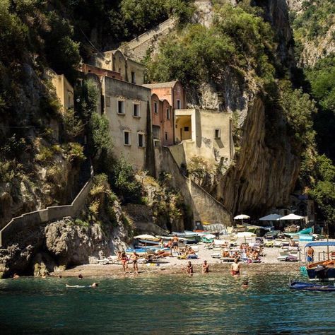 Somewhere In Northern Italy 1983, Italy Vibes, Mediterranean Summer, Italy Summer, Italy Aesthetic, Europe Summer, Italian Summer, Northern Italy, Summer Dream