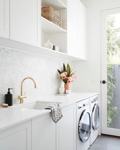 White Laundry Room, Tiny Laundry, Laundry Makeover, White Laundry Rooms, Tiny Laundry Rooms, Dream Laundry Room, White Laundry, Laundry Room Renovation, Laundry Design