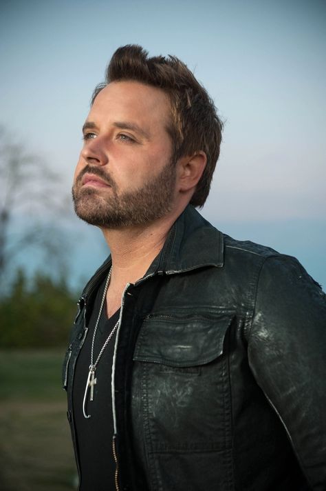 Randy Houser Randy Houser, Male Country Singers, Goodnight Kiss, Cole Swindell, Country Music News, Win Tickets, Chris Young, Country Rock, Country Music Artists