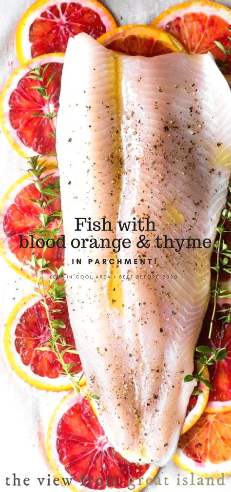 Fish with Blood Orange and Thyme in Parchment ~ a quick and easy 30 minute meal that's gluten free, Paleo, low fat, Whole 30 and Weight Watchers friendly. #recipe #easy #healthy #whole30 #weightwatchers #lowfat #glutenfree #paleo #bloodoranges #parchment #seafood #fish #meatlessmonday #oranges Blood Orange Recipes, Orange Olive Oil, Paleo Fish, Citrus Fish, 30 Minute Meals Easy, Fish Fillets, Recipes Paleo, Clean Eating Dinner, Keto Foods