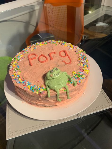 Frog And Toad Cake, Frog And Toad, Buttercream Cake, Pretty Food, Butter Cream, Cake, Birthday, Pink