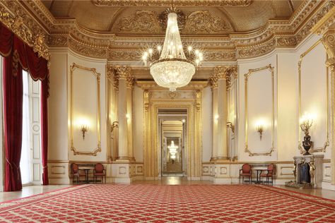 Appalachian Horror, Lancaster House, English Architecture, Gold Rooms, Palace Interior, Corinthian Column, Space Room, Mansion Interior, Green Rooms