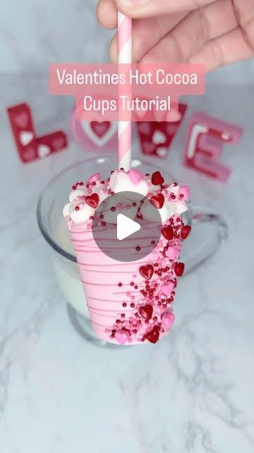 Valentines Hot Cocoa, Dipped Tampa, Cute Easter Desserts, Straw Valentine, Chocolate Cone, Hot Cocoa Bomb, Diy Hot Cocoa, Hot Cocoa Mix, Marshmallow Treats