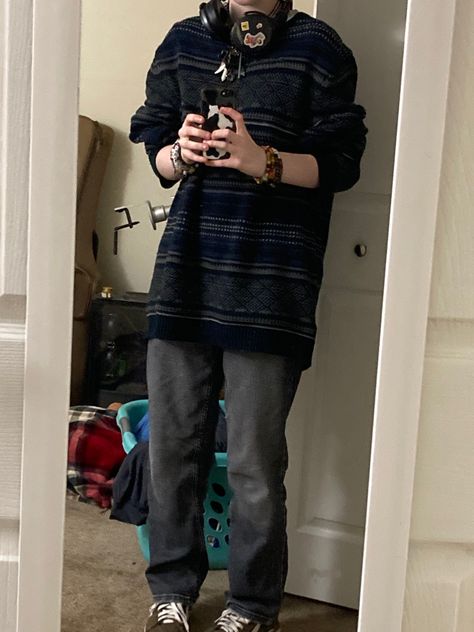 Transmasc Outfits Winter, Midwest Emo Fashion Male, Cryptidcore Outfit Male, Midwest Emo Outfits Men, Midwest Emo Aesthetic Outfit, Nerdy Outfits Men, Dark Outfits Men, Good Old Fashioned Loverboy, Midwest Emo Style