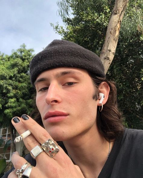 Rocker Style Men, Male Model Body, Rocker Aesthetic, Guys Ear Piercings, Walburga Black, Rocker Boy, Ball Aesthetic, Mens Nails, Men's Long Hairstyles