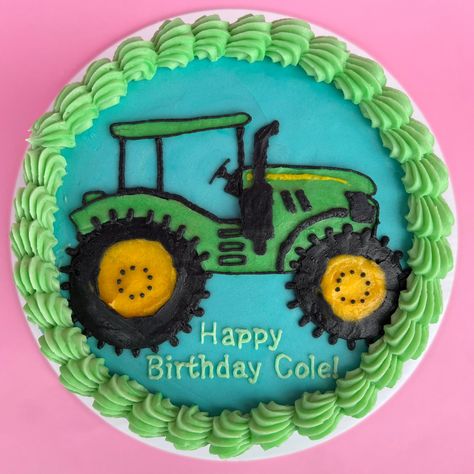 Tractor Cake For Men, Tractor Cakes For Boys, 3rd Bday Cake, Tractor Cakes, Tractor Birthday Cakes, Frog Cupcakes, Tractor Cake, Tractor Birthday, Cakes For Men