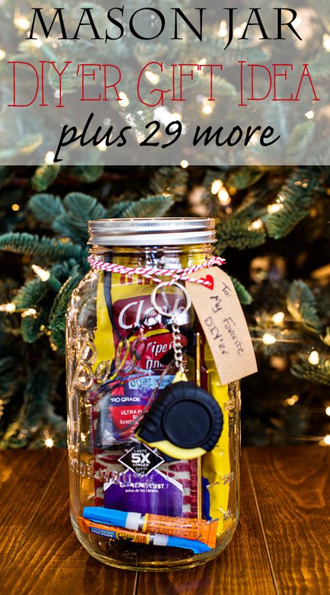 Mason Jar DIY'er Gift Idea plus 29 more Mason Jar Gift Ideas, Jar Gift Ideas, Mason Jar Gifts Diy, Mason Jar Gift, Mason Jar Christmas Gifts, Popcorn Mix, Gift Jar, Christmas Mason Jars, Mason Jar Gifts