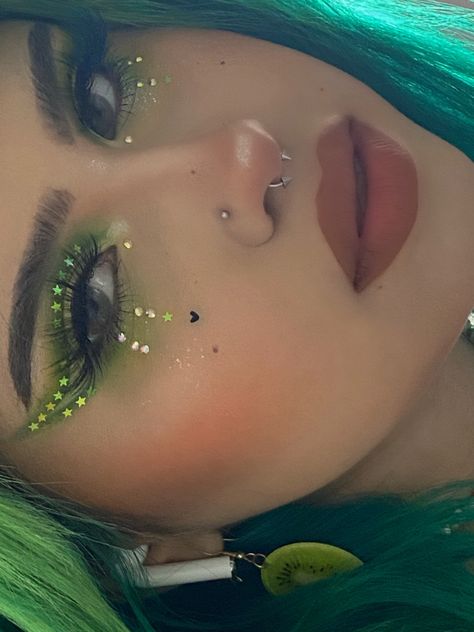 Green Star Makeup, Brat Makeup, Star Makeup, Green Makeup, Green Star, Eye Makeup, Nose Ring, Stars, Makeup