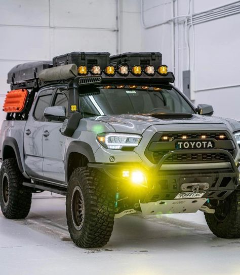 Offroad Trucks 4x4, Overland Tacoma, Truck Organization, Toyota Tacoma 4x4, Cruiser Car, Tacoma 4x4, Auto Camping, Overland Gear, Tacoma Truck