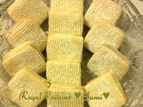 Royal Creams Halaal Recipes, Pastries Recipes, Cream Biscuits, Tart Baking, Cookies Pastry, Biscuit Cake, Halal Recipes, Vanilla Cookies, Savory Pie