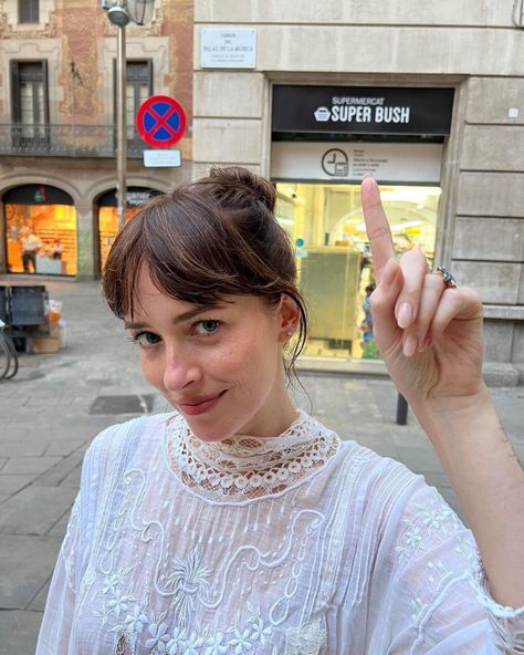 Dakota Johnson Bangs, Dakota Jhonson, Summer In Europe, Dakota Style, Dakota Mayi Johnson, Dakota Johnson Style, July 12, Dakota Johnson, Girl Crush