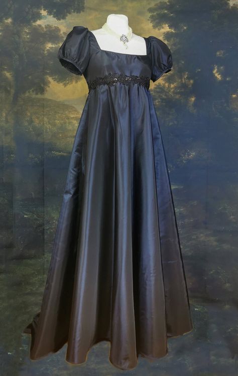 Regency Day Dress, Historical Gowns, Regency Gown, Regency Dress, Regency Era, 50s Dresses, Historical Dresses, Embroidery Dress, Historical Clothing