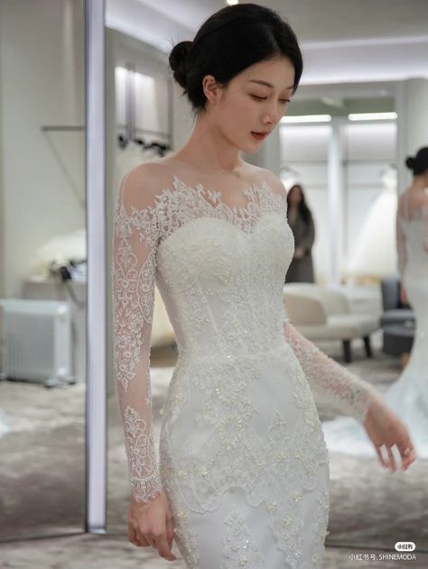 Wedding Kebaya, Elegant Long Sleeve Wedding Dresses, Wedding Dresses Sydney, Long Sleeve Mermaid Wedding Dress, Kebaya Wedding, Plain Wedding Dress, Minimal Wedding Dress, Simple Wedding Gowns, Wedding Dress Bustle