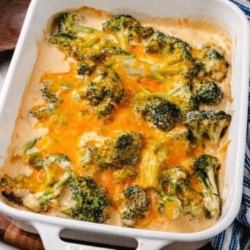 Meals To Take To Someone, Keto Broccoli Casserole, Nigerian Chicken, Fry Chicken Wings, Veggie Pasta Bake, Brunch Egg Dishes, Broccoli Cheese Bake, Broccoli Cauliflower Casserole, Air Fry Chicken