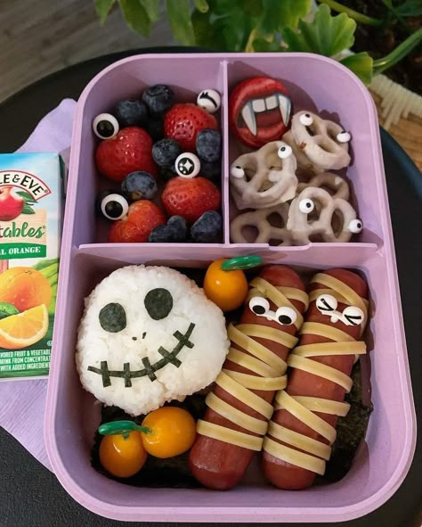 Halloween Kids Lunch Ideas For School, Halloween Kids Lunch Ideas, Kids Lunch Ideas For School Picky Eaters, School Lunch Ideas For Kids Kindergarten, Kids Halloween School Lunch, Halloween Lunch Ideas For Kids School, Bentgo Kids Lunch Ideas Halloween, Halloween Inspired Lunch For Kids, Halloween Lunch Box Ideas