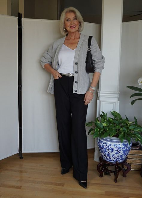 How I Wore It - SusanAfter60.com 70 Year Old Women Fashion, 70 Year Old Women, 60 Year Old Woman, Stylish Outfits For Women Over 50, Margaret Thatcher, Over 60 Fashion, Outfit Chic, White Denim Jacket, Ageless Style