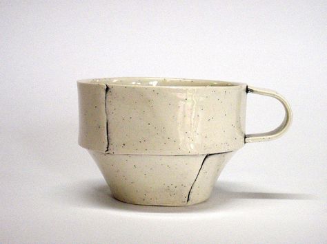 slab built espresso cup | Flickr - Photo Sharing! Slab Built Pottery Ideas, Handbuilt Mugs, Slab Built Mug, Handbuilt Mug, Slab Mug, Slab Ceramics, Beginner Pottery, Pottery Workshop, Ceramic Spoons