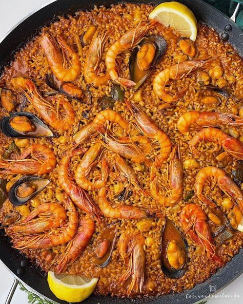 Arroz Frito, I Want To Eat, Order Up, Mediterranean Recipes, Main Course, Sandwiches, Cooking Recipes, Pasta, Ethnic Recipes