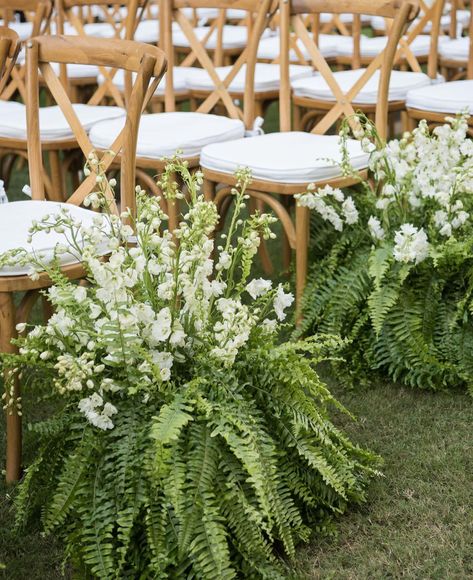 Fern Wedding Decor, Fern Wedding, Fern Flower, Wedding Alters, Wedding Isles, Dried Flowers Wedding, Reception Table Decorations, Floral Wedding Decorations, Wedding Aisle Decorations