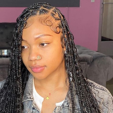 TYDIDMYHAIR 💗| RVA/PA BRAIDER on Instagram: "Medium human boho knotless braids + peekaboo hearts + butt length 💗💗 • • • __________________________________ #bohobraids #bohoknotlessbraids #bohemianknotlessbraids #knotlessbraids #braids #braidstyles #rvabraids #rvabraider #rvaknotlessbraids #stitchbraids #rvastitchbraids #dmvbraids #dmvknotlessbraids #dmvstitchbraids #804braids #757braids #pabraider" Boho Knotless With Heart, Goddess Braids With Heart On The Side, Heart On The Side With Knotless Braids, Boho Braids With Heart On The Side, Heart Boho Braids, Boho Knotless Braids With Heart, Knotless Braids With Heart On The Side, Knotless Heart Braids, Boho Peekaboo Braids