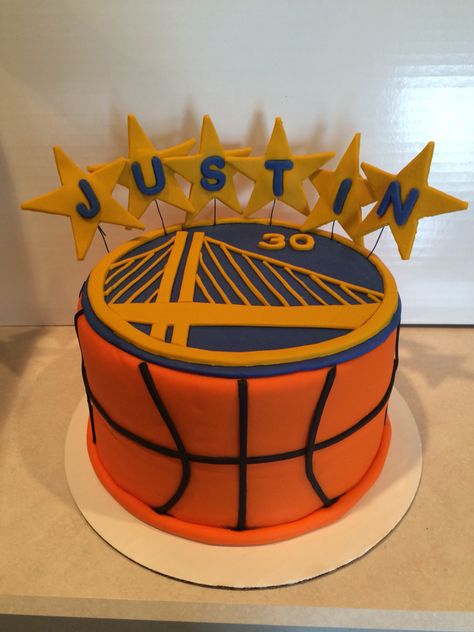 Golden State Warriors birthday cake. Cakes Basketball, Golden State Warriors Cake, Happy Birthday Basketball, Golden State Warriors Birthday, Cake Basketball, Basketball Birthday Cake, Birthday Cake Cookies, Basketball Theme Party, Basketball Cake