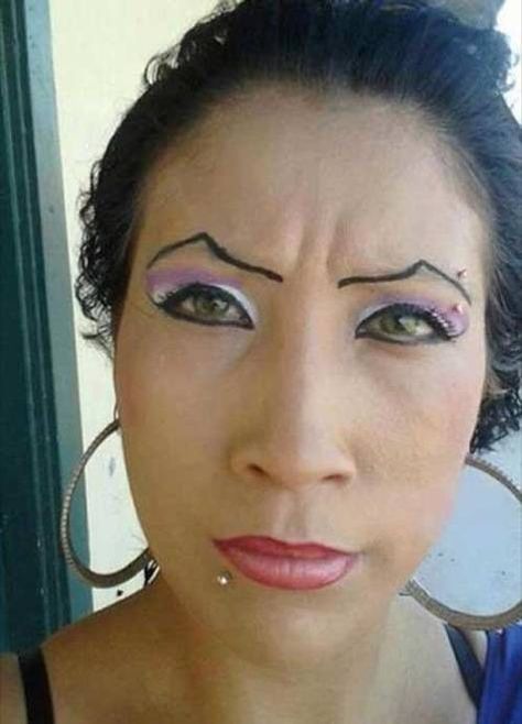 The Mountain Brow Goth Aesthetic Makeup, Funny Eyebrows, Bad Eyebrows, Best Makeup Brands, Festival Make Up, Bad Makeup, Makeup Fails, Glam Aesthetic, Casual Makeup