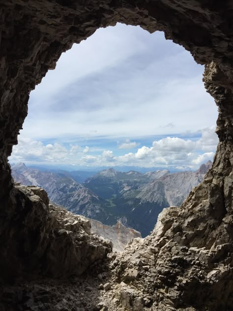 Mountain Cave Aesthetic, Cave In Mountain, Colorado Caves, Caves Aesthetic, Aesthetic Cave, Cave Mountain, Cave Aesthetic, Mountain Cave, Cave Images