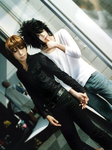 Deathnote Cosplay, Light And L, Light Cosplay, L Cosplay, Animes Emo, Deat Note, Tecno Spark 10, Cosplay Boy, Anime News