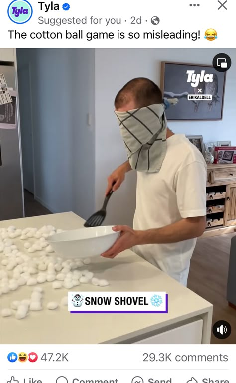 Snow Shovel Race Game, Mini Marshmallow Games, Christmas Minute To Win It Prizes, Christmas Games Marshmallows, Minute To Win It Christmas Games, Christmas Minute To Win It Games, Snowball Game, Marshmallow Games, Fun Office Games