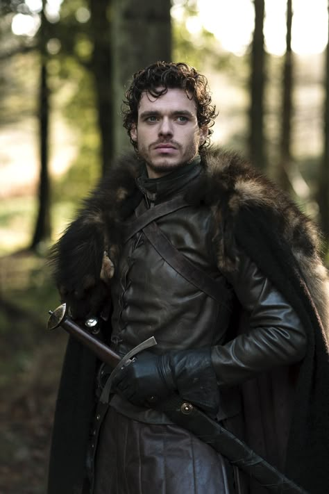 Richard Madden Girlfriend, Medici Masters Of Florence, Game Of Thrones Costumes, Game Of Thrones Tv, Robb Stark, The North Remembers, King In The North, Jaime Lannister, Cersei Lannister