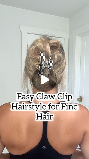 Lainey Ostrom on Instagram: "Easy claw clip hairstyle for fine hair. Save and try! - - #clawclip #clawcliphairstyle #clawcliphairstyles #clawcliphack #hairhacks #longhairhack #longhairtutorial #hairhacks #bohohairstyles #bohobun #messybunclawclip" Hair Clip Styles For Medium Hair, Hair Styles With Clips Simple, Claw Clip Hairstyles For Fine Hair, Fine Hair Claw Clip Hairstyles, Claw Clip Fine Hair, Flat Clip Hairstyles, Medium Hair Claw Clip Styles, How To Wear Claw Clips, Tiny Hair Clips Hairstyles