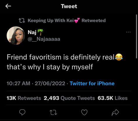 Relatable Tweets About Friendships, Friendship Tweets Deep, Friend Favoritism Twitter Quotes, Relatable Friendship Tweets, Shady Quotes Friends, Twitter Friendship Quotes, Real Friends Tweets, Real Talk Quotes About Friends, She Aint Me Tho Quotes