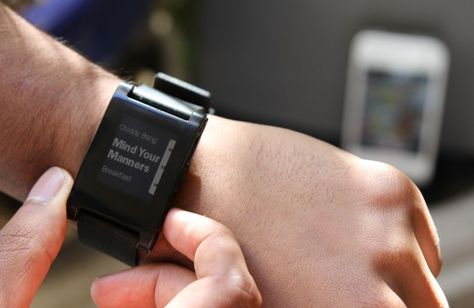 Apple working on a curved smart watch...according to the NYTimes... Pebble Watch, Wearable Computer, Paper Watch, Chrono Watches, High Tech Gadgets, Gadgets And Gizmos, Cool Technology, Wireless Technology, Apple Products