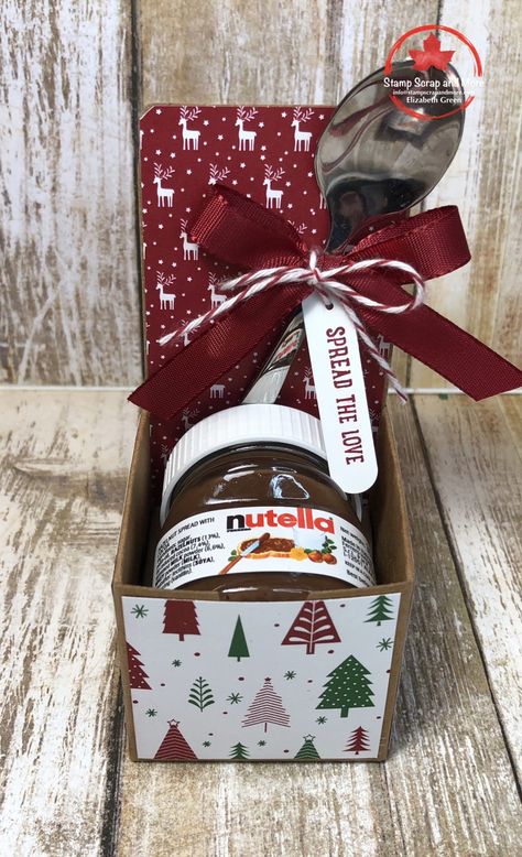 Nutella Gift Ideas, Nutella Gift, Gift Ideas Diy Christmas, Nutella Gifts, Nutella Christmas, Valentines Gift For Boyfriend Baskets, Diy Christmas Gifts For Friends, Mini Nutella, Friend Valentine Gifts